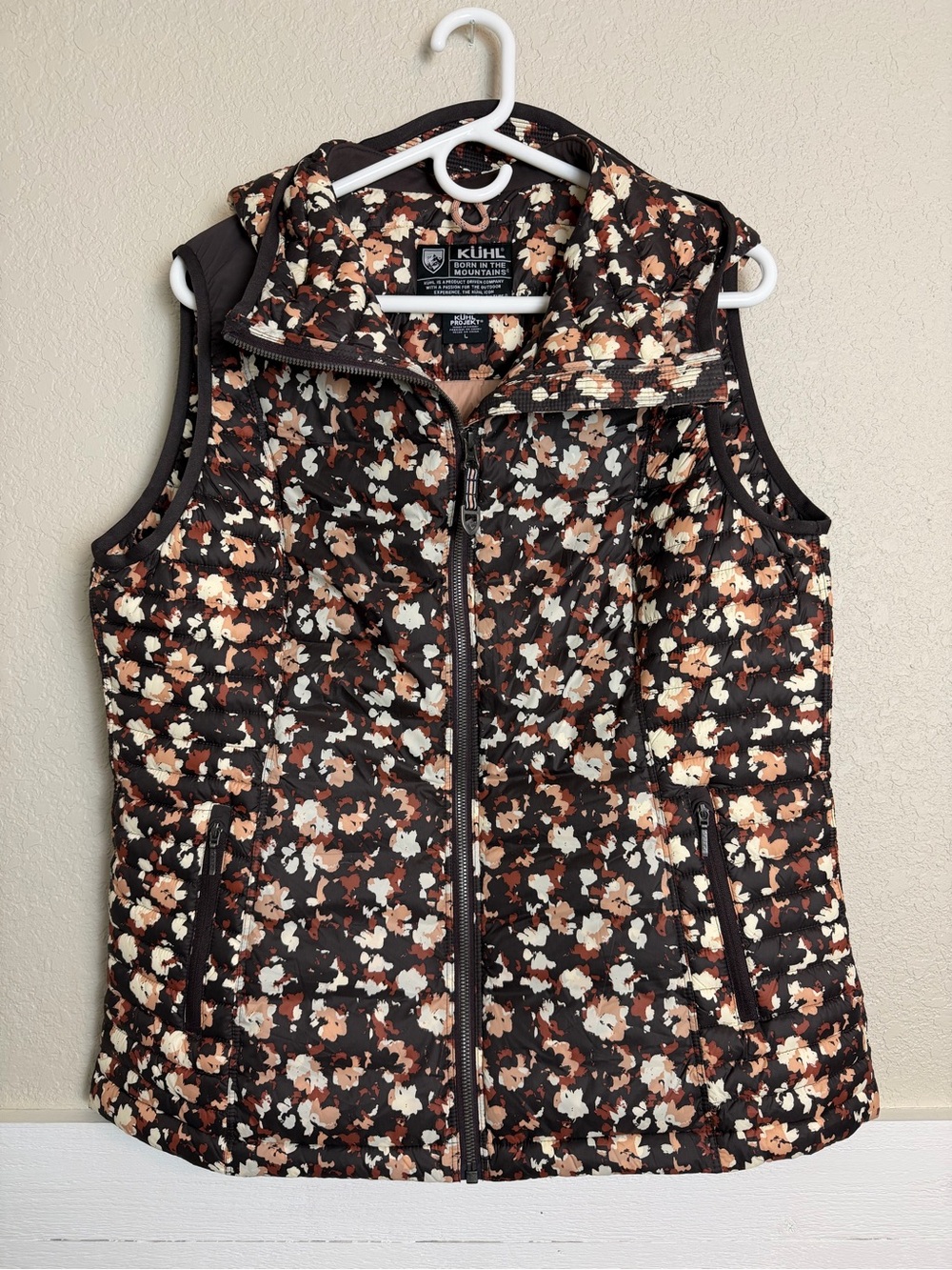 Kuhl Projekt Womens Large Spyfire Vest Autumn Hooded Down Vest Jacket Coat New